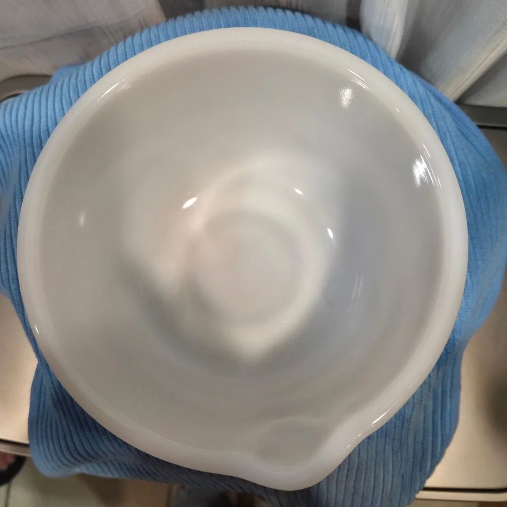Vintage Glasbake for Sunbeam White Milk Glass Mixing Bowl with Spout 20 CJ